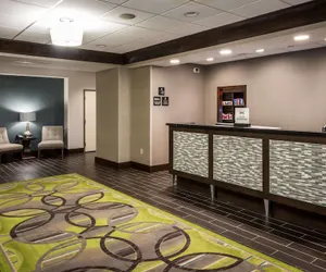 Photo 3 - Hampton Inn & Suites Hammond