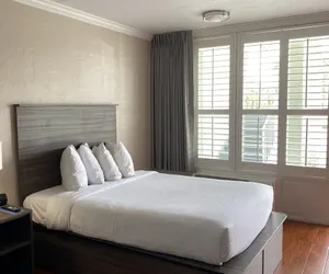 Photo 5 - Melbourne All Suites