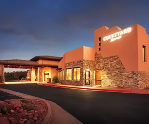 Photo 2 - Courtyard by Marriott Sedona