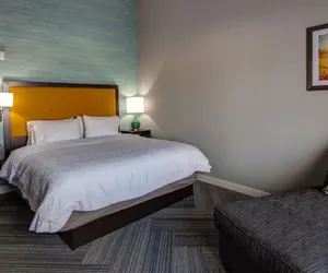 Photo 5 - Hampton Inn & Suites Wichita/Airport