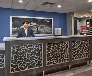 Photo 5 - Hampton Inn & Suites Guthrie