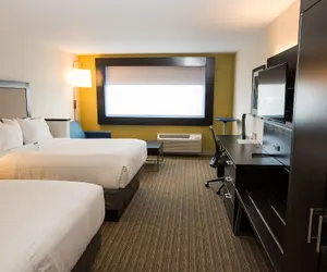 Photo 4 - Holiday Inn Express & Suites Marietta, an IHG Hotel