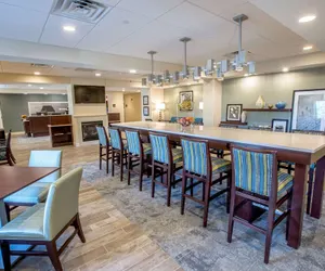 Photo 3 - Hampton Inn by Hilton Amesbury