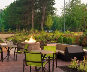 Photo 2 - SpringHill Suites by Marriott Seattle Issaquah