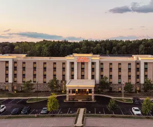 Photo 2 - Hampton Inn & Suites Niles/Warren