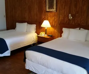 Photo 4 - Rhinebeck Village Inn