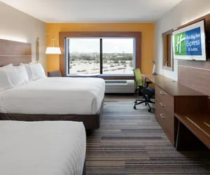 Photo 4 - Holiday Inn Express & Suites East Peoria - Riverfront, an IHG Hotel