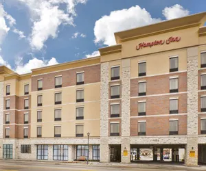 Photo 2 - Hampton Inn by Hilton Detroit Dearborn