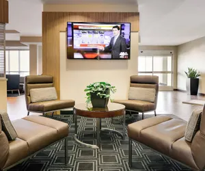 Photo 3 - Towneplace Suites Kansas City Airport