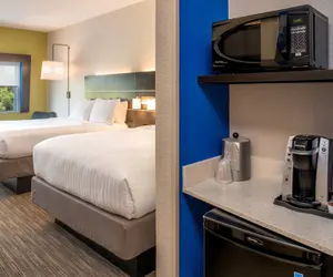 Photo 3 - Holiday Inn Express & Suites Tampa North - Wesley Chapel, an IHG Hotel