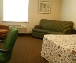 Photo 4 - Stay Lodge Thomasville NC