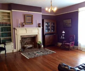 Photo 5 - Maysville Manor Bed & Breakfast