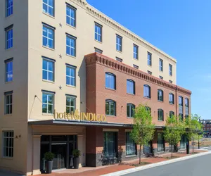 Photo 2 - Hotel Indigo Old Town Alexandria by IHG