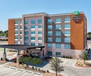 Photo 2 - Holiday Inn Express & Suites Moore by IHG