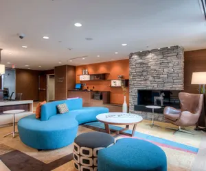 Photo 3 - Fairfield Inn and Suites by Marriott Charlotte Airport