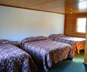 Photo 3 - The Village Inn Motel and Restaurant