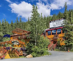 Photo 2 - Denali Crow's Nest Cabins
