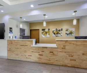 Photo 3 - Best Western Plus Lampasas Inn & Suites