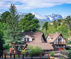 Photo 2 - The Landing at Estes Park - Riverside Retreat