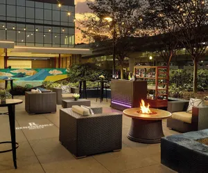 Photo 5 - Renaissance Atlanta Airport Gateway Hotel