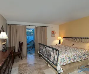 Photo 3 - La Vida Local By Signature Vacation Rentals