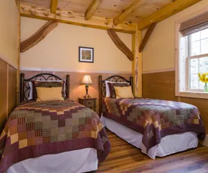 Photo 4 - Robert Frost Mountain Cabins