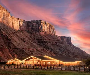 Photo 2 - Red Cliffs Lodge Moab