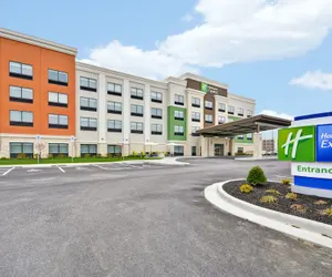 Photo 2 - Holiday Inn Express Evansville, an IHG Hotel