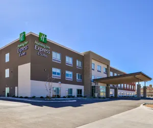 Photo 2 - Holiday Inn Express & Suites Van Horn, an IHG Hotel