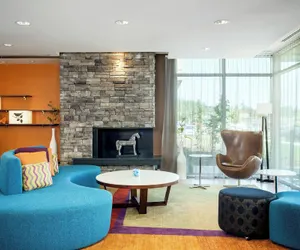 Photo 2 - Fairfield Inn & Suites by Marriott Tacoma DuPont