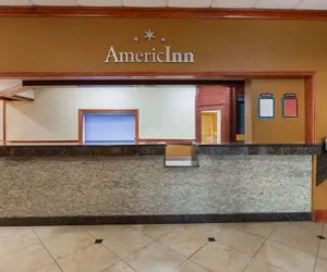 Photo 2 - AmericInn by Wyndham La Crosse Riverfront-Conference Center