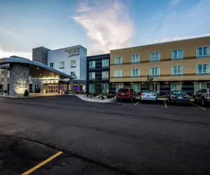 Photo 2 - Fairfield Inn & Suites by Marriott St. Joseph Stevensville