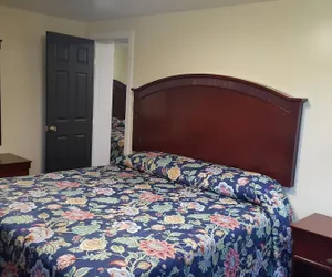 Photo 2 - Pleasant Hill Motel
