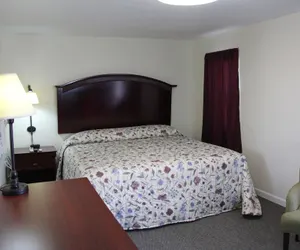 Photo 4 - Pleasant Hill Motel