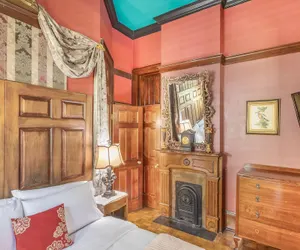 Photo 4 - Royal Barracks Guest House