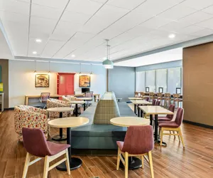 Photo 3 - Home2 Suites by Hilton Youngstown West/Austintown