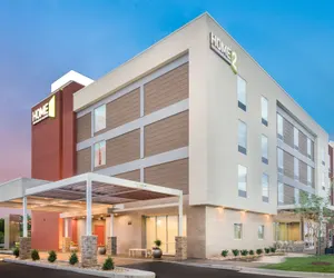 Photo 2 - Home2 Suites by Hilton Bowling Green Hotel