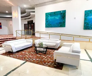 Photo 5 - Ocean Front Casablanca Studios with FULL KITCHENS & Beach access By BL Rentals