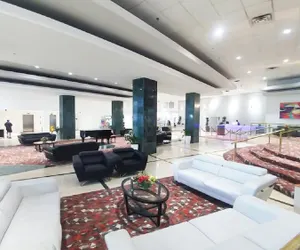 Photo 4 - Ocean Front Casablanca Studios with FULL KITCHENS & Beach access By BL Rentals