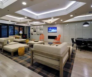 Photo 3 - Renaissance Reno Downtown Hotel & Spa