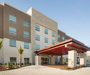 Photo 2 - Holiday Inn Express & Suites McAllen - Medical Center Area, an IHG Hotel