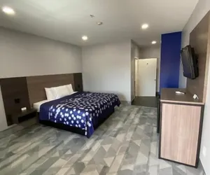 Photo 5 - Airway Inn - IAH Airport