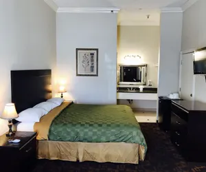 Photo 4 - Castaic Inn Near Six Flags Magic Mountain