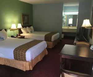 Photo 5 - Econo Lodge