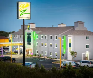 Photo 2 - Studio Z, an Ascend Collection Hotel