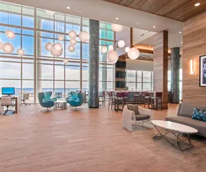 Photo 4 - Hampton Inn & Suites Panama City Beach-Beachfront