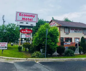 Photo 2 - Economy Motel