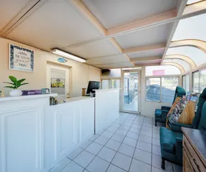 Photo 3 - Juniper Motel Madras by Townhouse