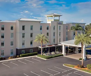 Photo 2 - Home2 Suites by Hilton Nokomis Sarasota Casey Key