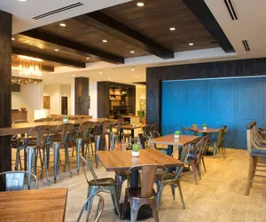 Photo 3 - SpringHill Suites by Marriott Bend